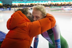 Thumbnail voor Ireen Wüst en Letitia de Jong verwelkomen dochter: 'Zijn helemaal in de wolken'