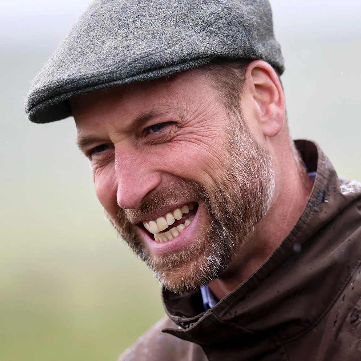 Prins William, lachend