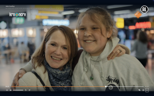 Thumbnail voor Moeder haalt dochter (18) van Schiphol in 'Hello Goodbye': 'Ze was afgevoerd naar het ziekenhuis'