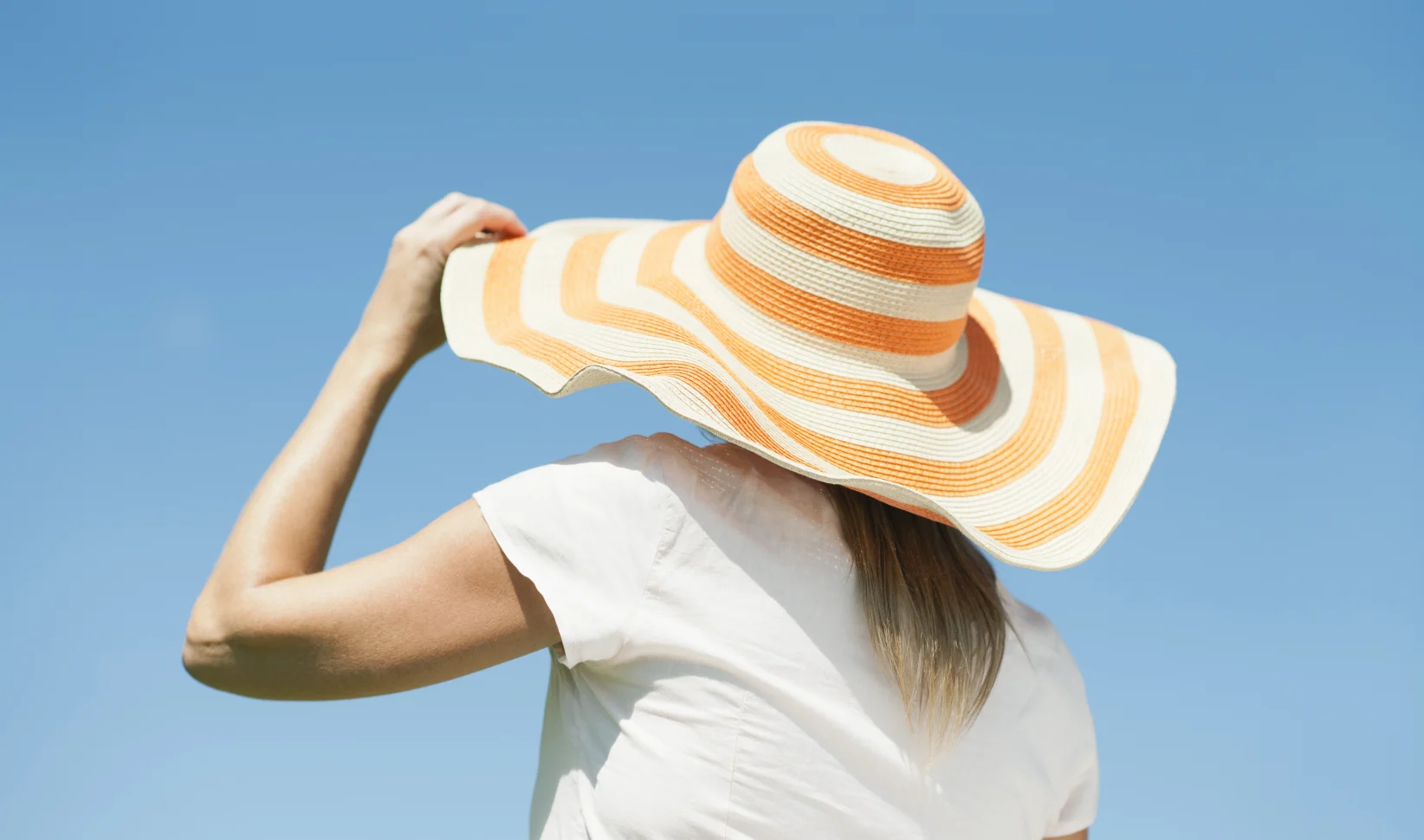 hittegolf in Nederland. Het kan in sommige plaatsen 40 graden worden.