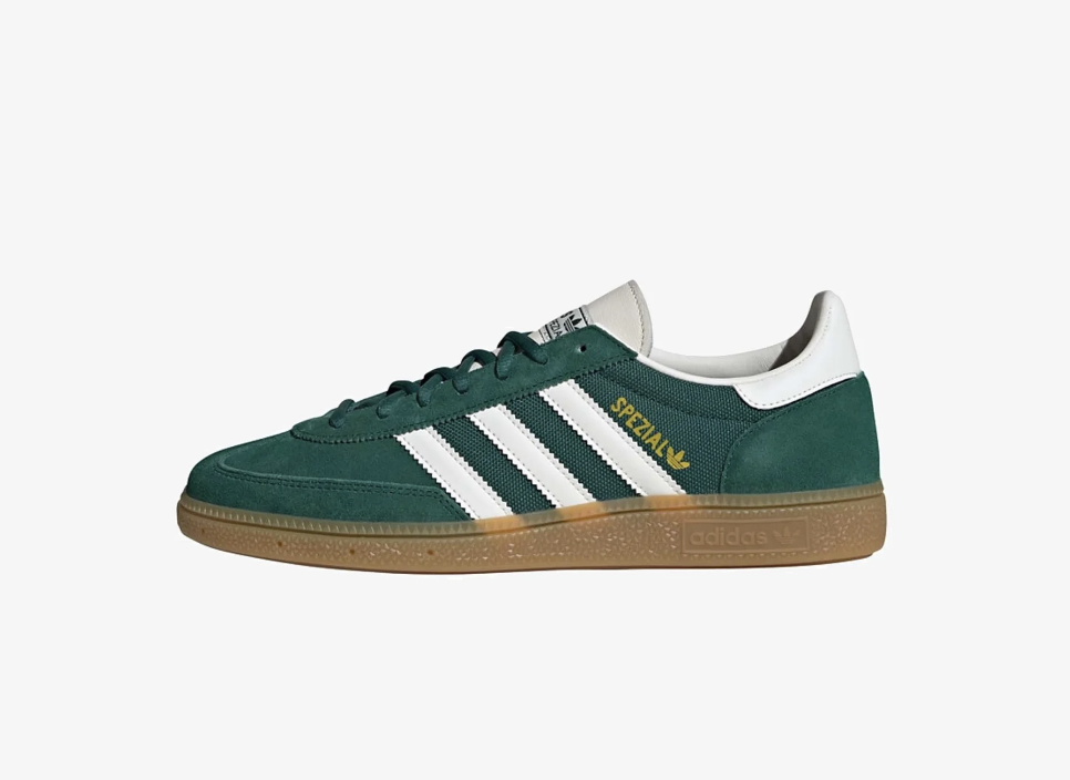 Sneakers van Amalia