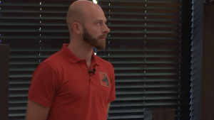Thumbnail voor Desmond volgt broer Brijan op als winnaar 'De Bondgenoten': 'Ik was totaal verbijsterd'