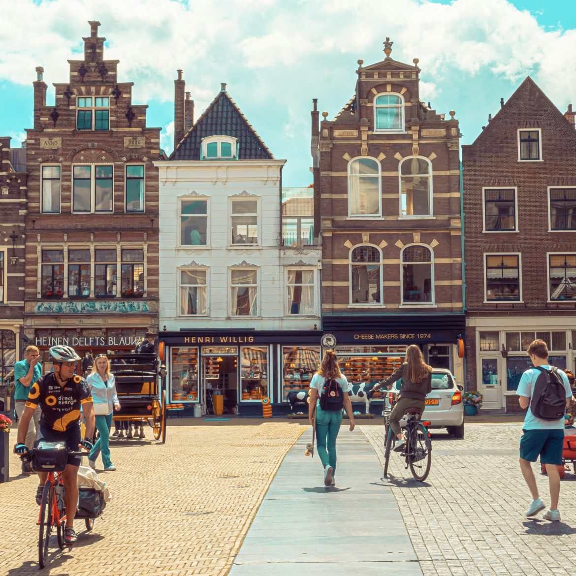 Het centrum van Delft | kleuter aanrijding auto