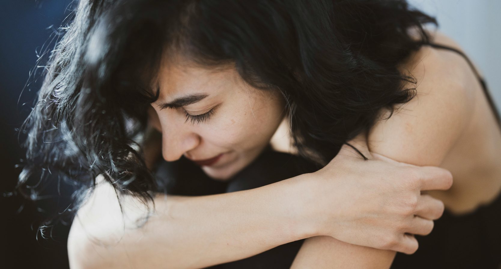 Veerle (38) verbrak al het contact met haar schoonmoeder: 'Ze werkte als een bom onder ons huwelijk'