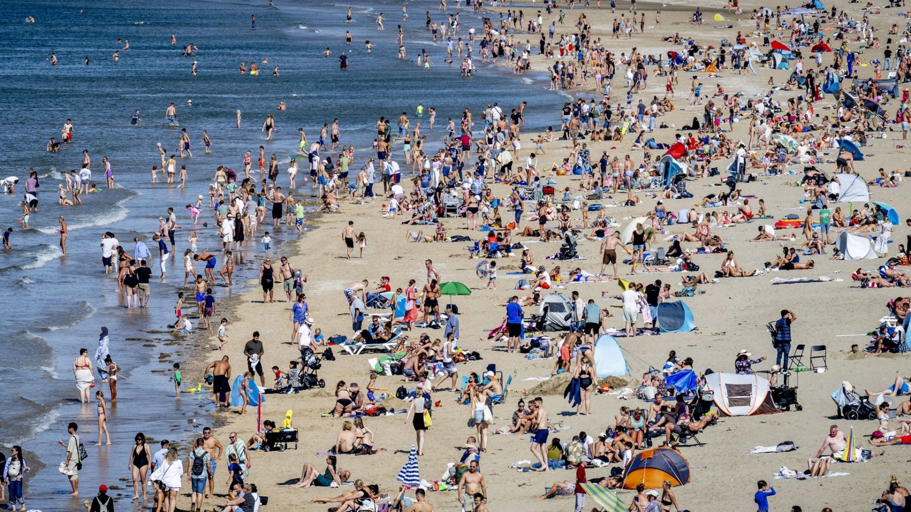 Hitte in Nederland voelt vaak intenser dan in vakantielanden (en dat komt hierdoor)