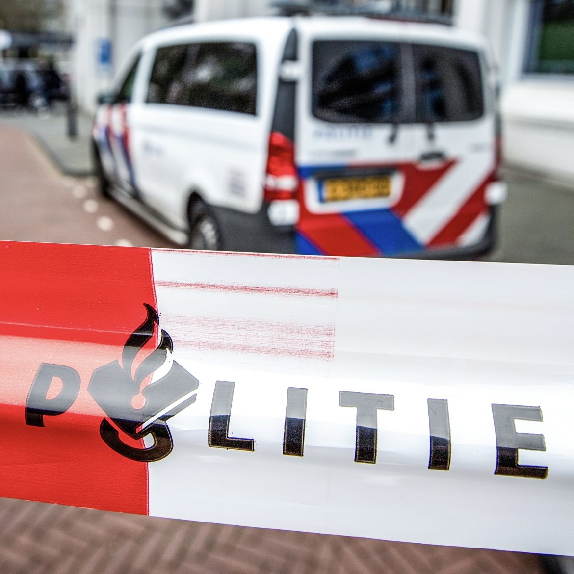 Politielint en politiebus