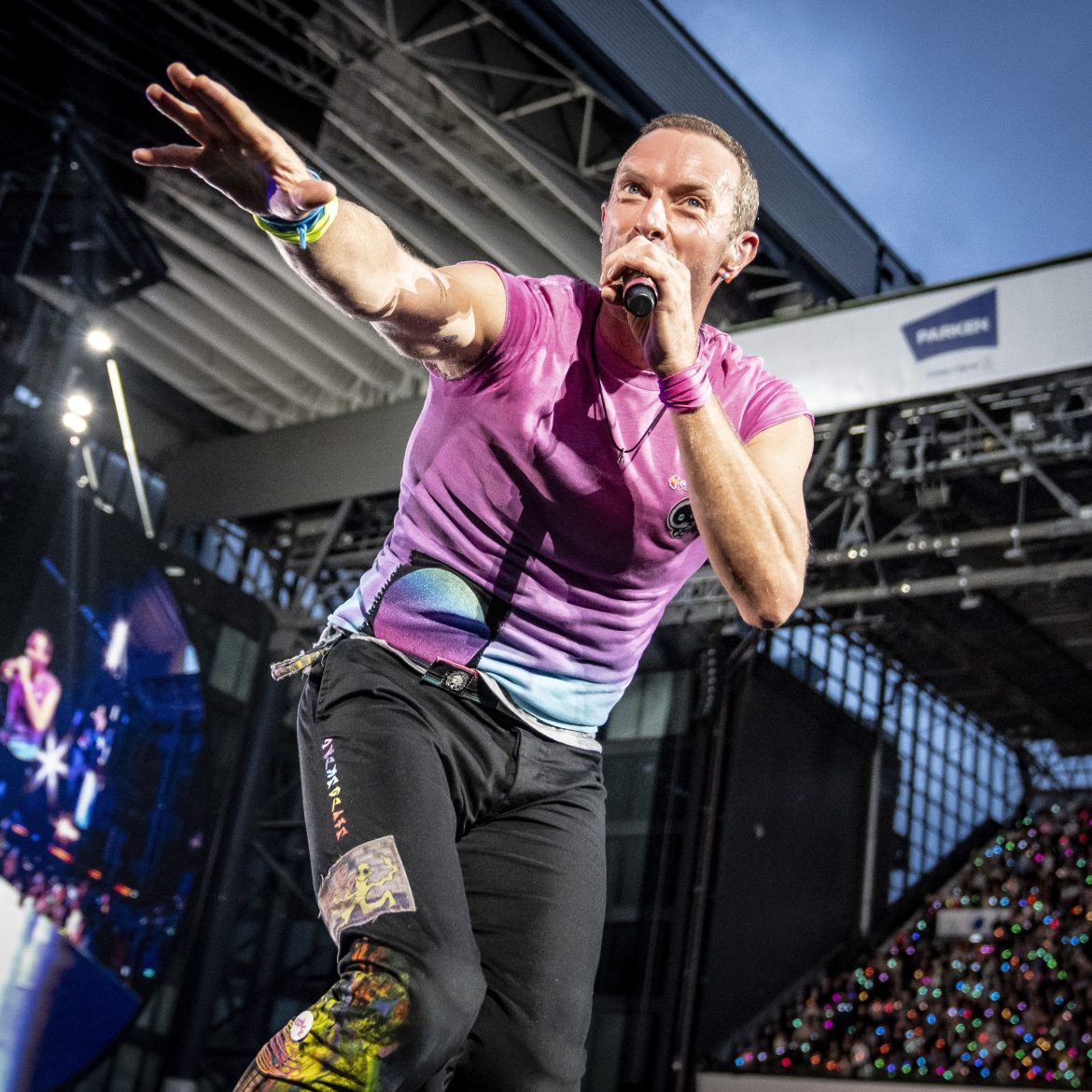 andy byron ceo astronomer coldplay concert