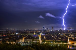 Thumbnail voor 't Dondert en 't bliksemt: zo ziet het vakantieweer in Europa eruit