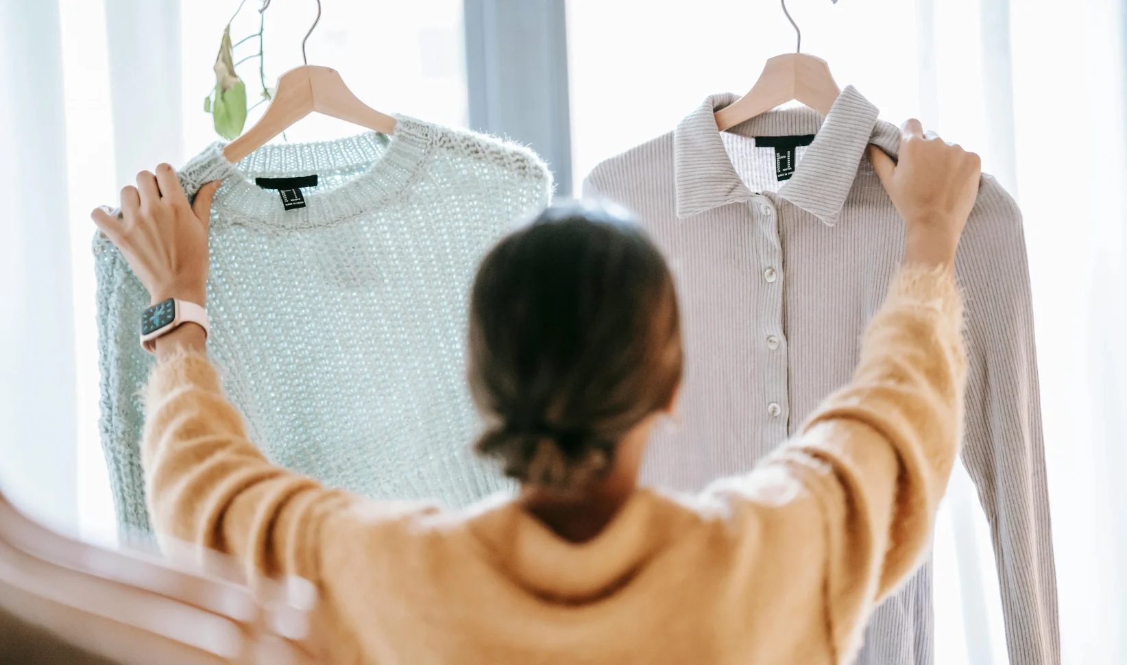 Deze apps bedenken jouw outfits op basis van de weersomstandigheden (ja, echt)