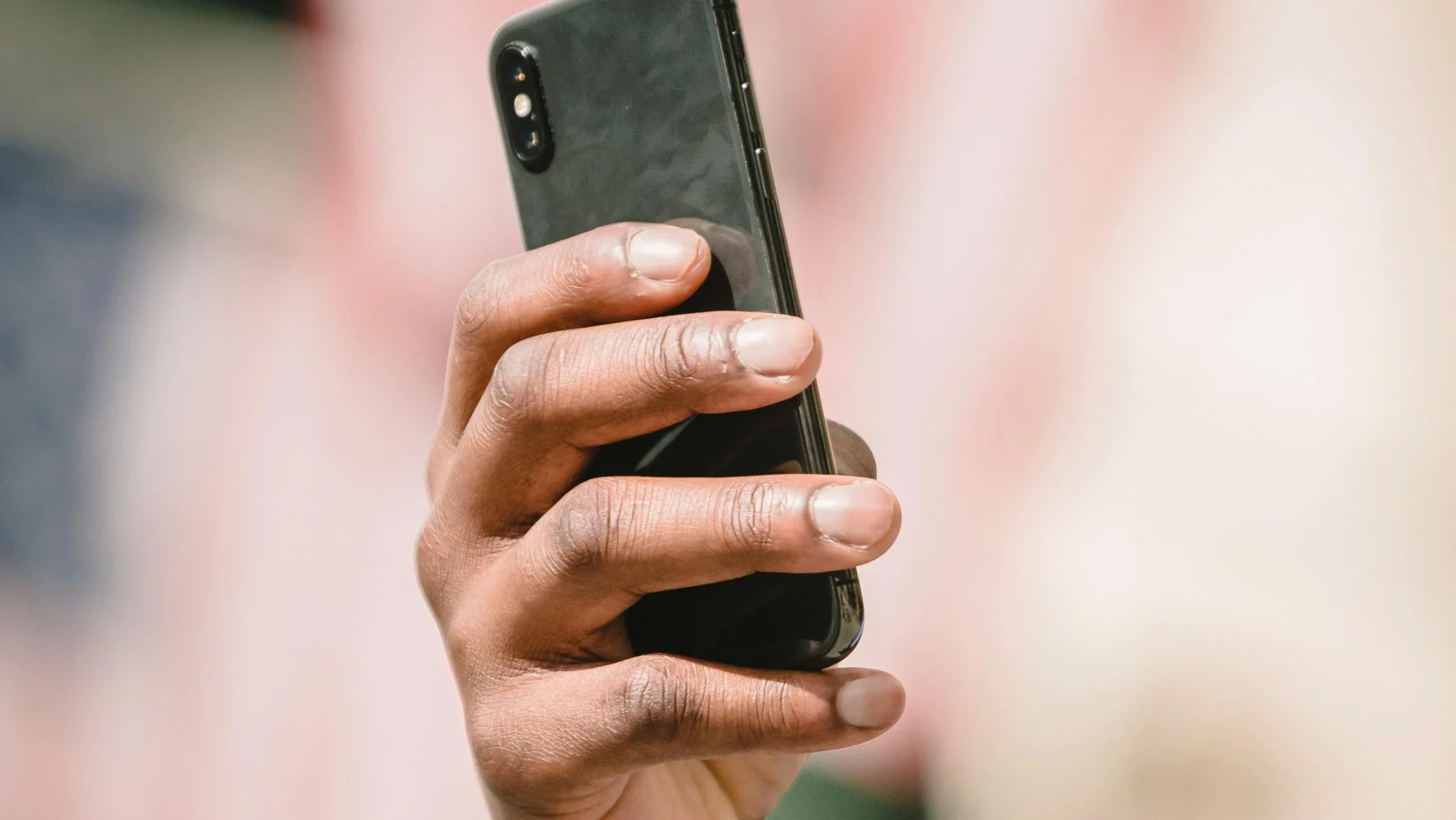 Mannen delen intieme beelden vrouw of dochter op Telegram in China