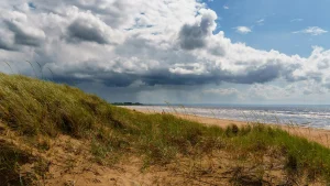 Thumbnail voor Weersverwachting van de zomer in Nederland: buien, bewolking én af en toe zon