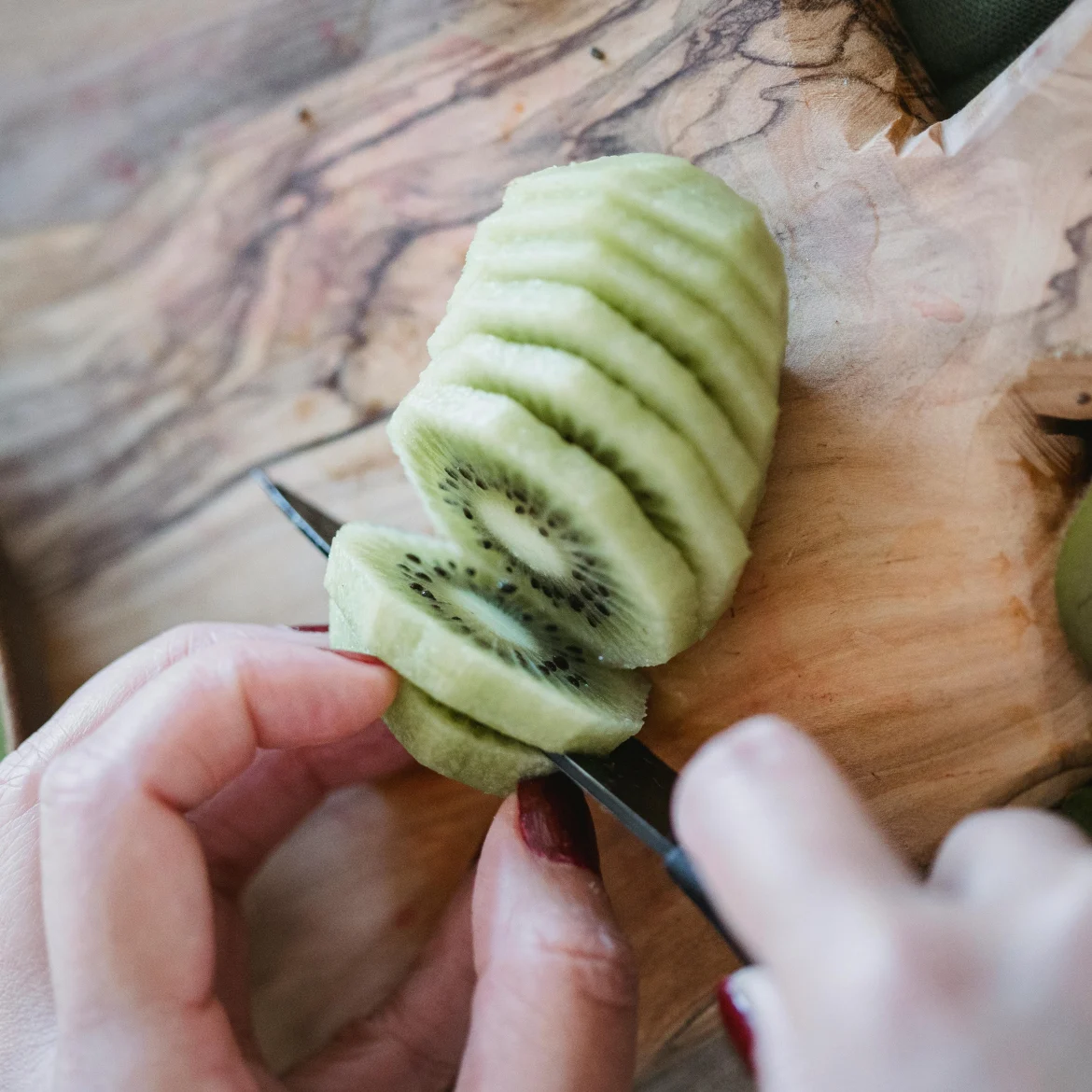 gesneden groene kiwi