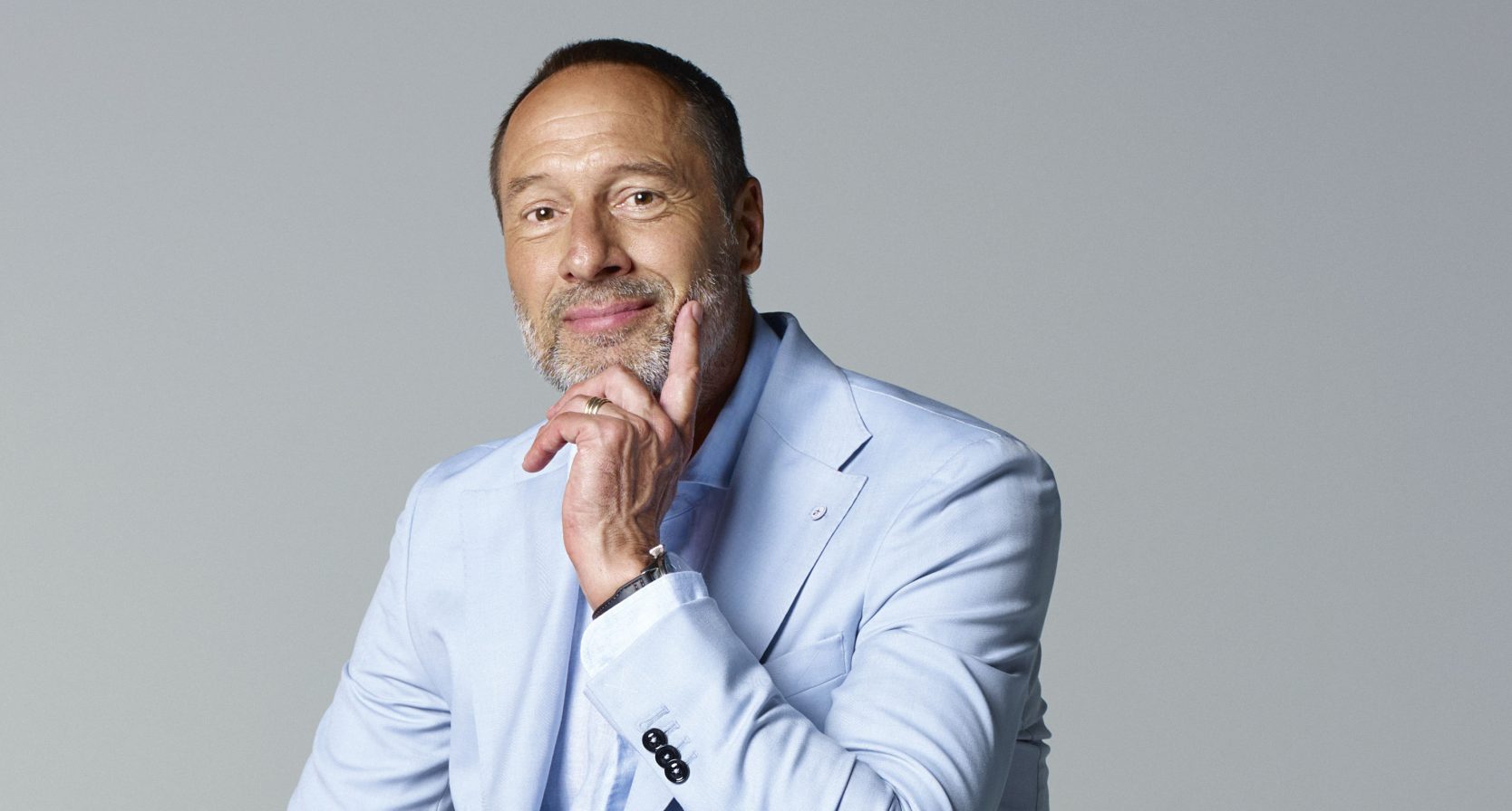 John van 't Schip weer gelukkig in de liefde: 'We hebben het heel leuk samen'