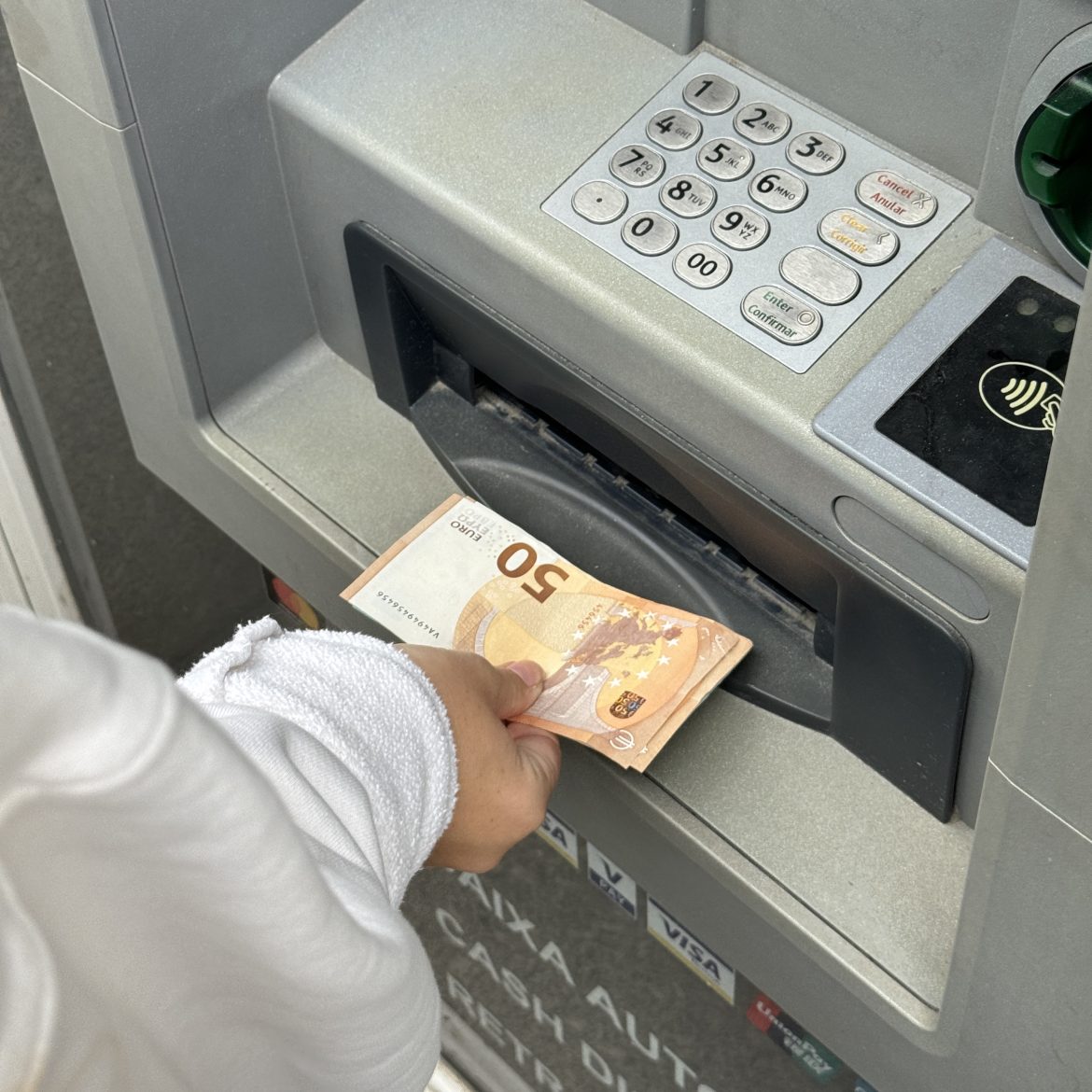 geld pinnen