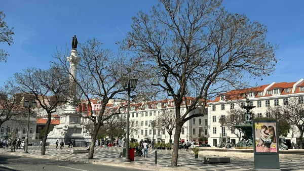Lissabon hoofd in rugzak