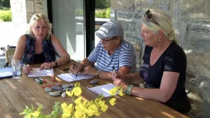 Thumbnail voor Gemoederen lopen hoog op bij Petra in 'B&B Vol Liefde': 'Ik vind het respectloos'