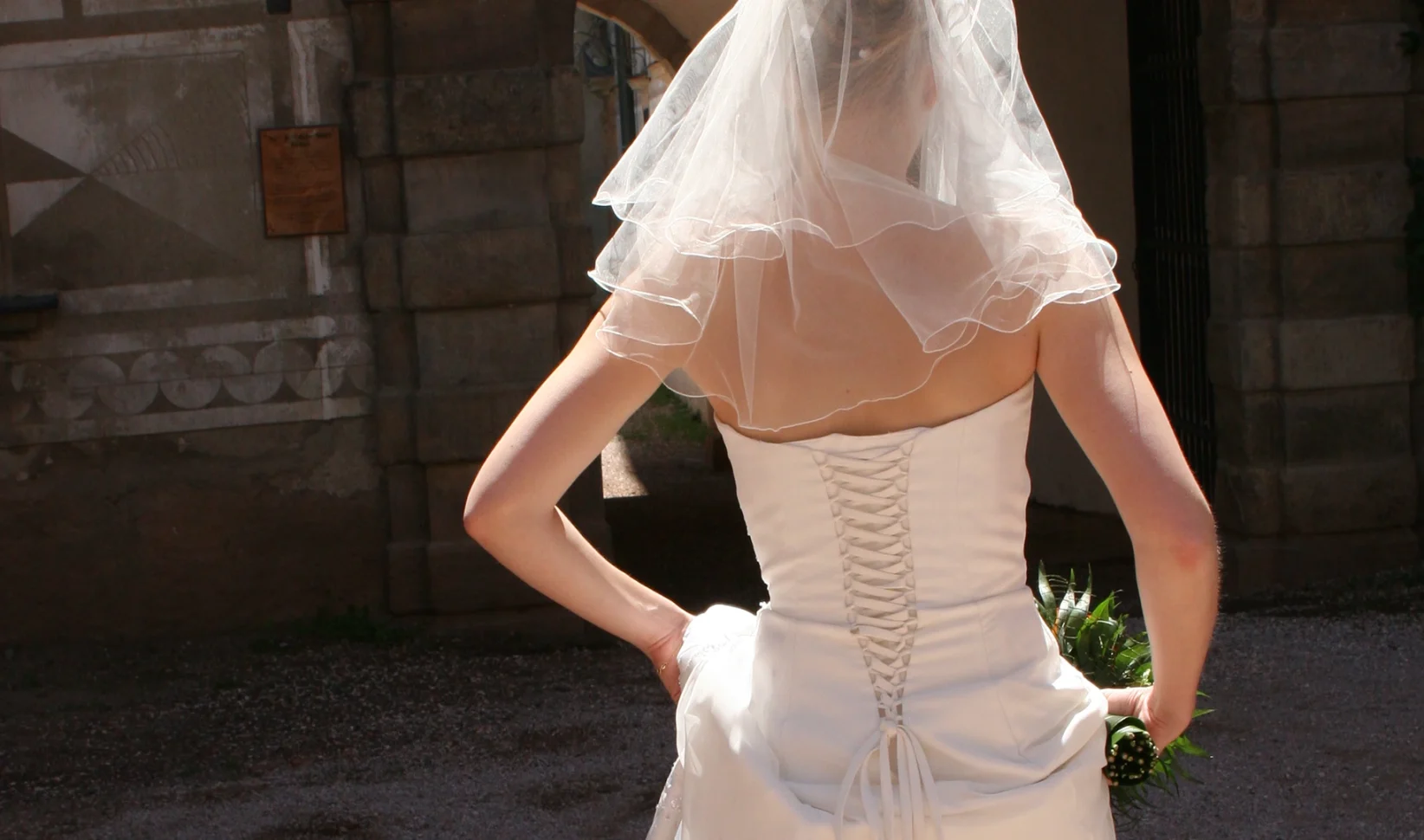 Leona was een Bridezilla