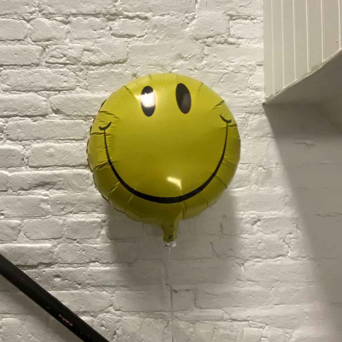 tinder geghost emoji's