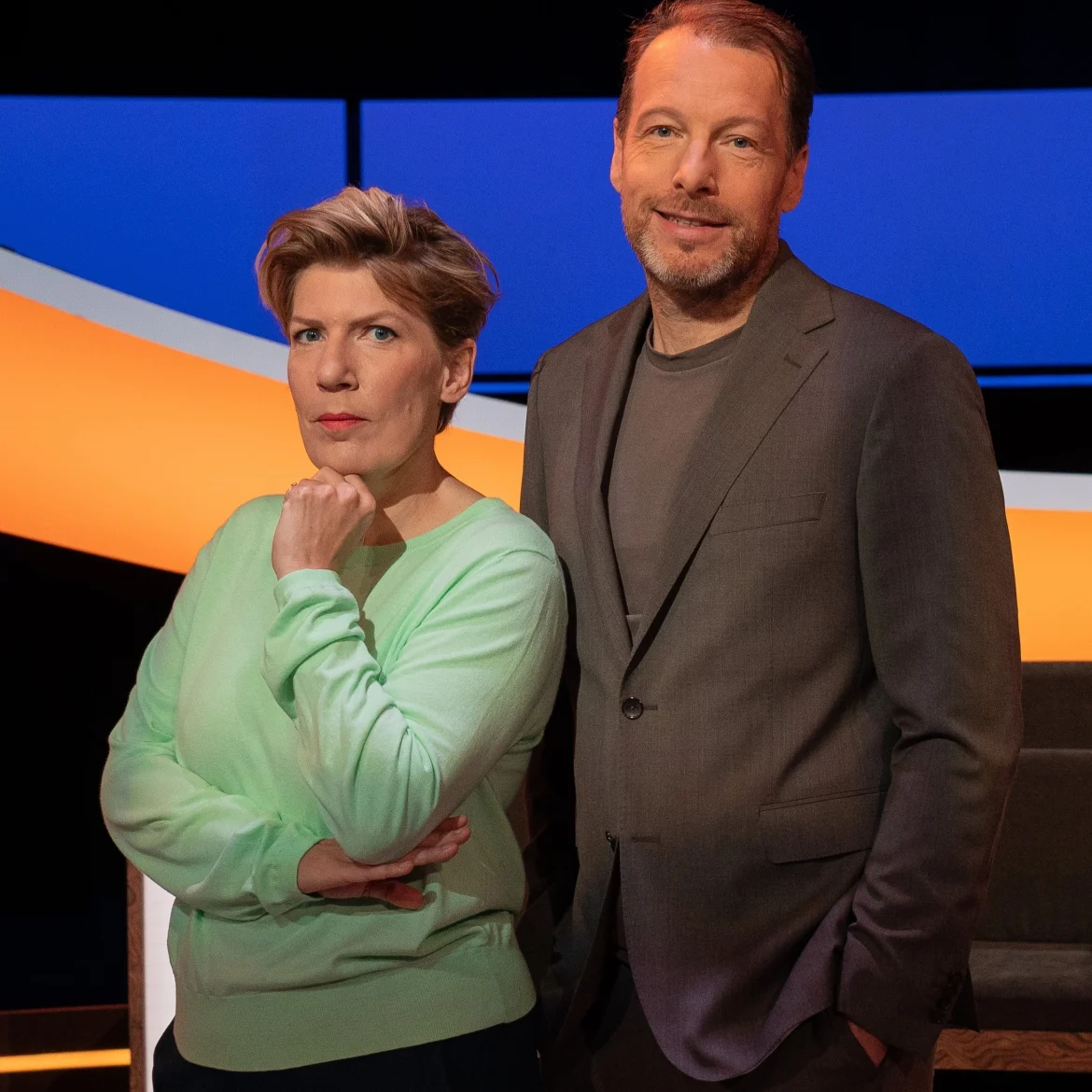 Nieuwe presentatoren Pauline Cornelisse en Herman van Zandt bij De Slimste Mens