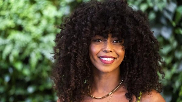 Fenna Ramos laat van zich horen na pijnlijke beschuldigingen: 'Dankbaar voor al jullie zonnestralen'