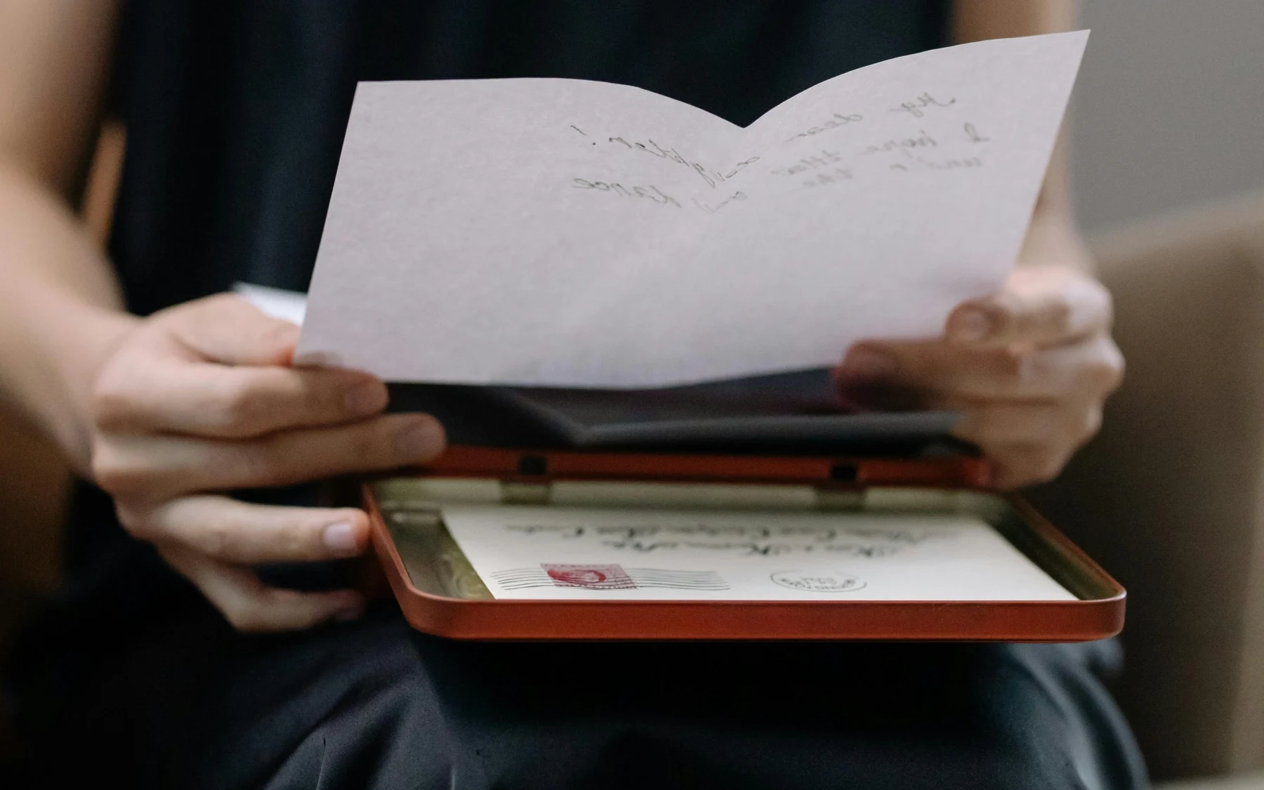 Nikki over de erfenis van haar broer