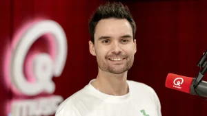 Thumbnail voor Domien Verschuuren openhartig over komst zoon: 'Ik worstel mij door het vaderschap heen'