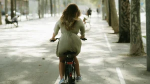 Thumbnail voor Fietsende vrouw op zelfde dag als vermoorde Lisa belaagd en achtervolgd: 'Gelukkig haalde hij me niet in'