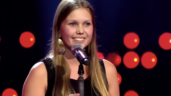 Yana Saedeleer van Tjhe Voice of Vlaanderen tijdens haar auditie (overleden in Peru)