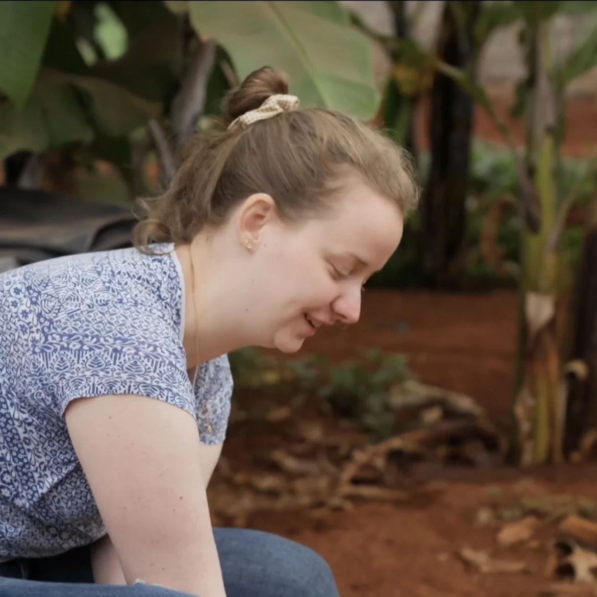Romy (26) baalt van vooroordelen in Kenia in 'Ik Vertrek voor de liefde': 'We willen gewoon onszelf zijn'