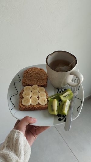 Thumbnail voor Dit kun je wellicht beter niet meer op een lege maag eten of drinken – en dit vooral wél