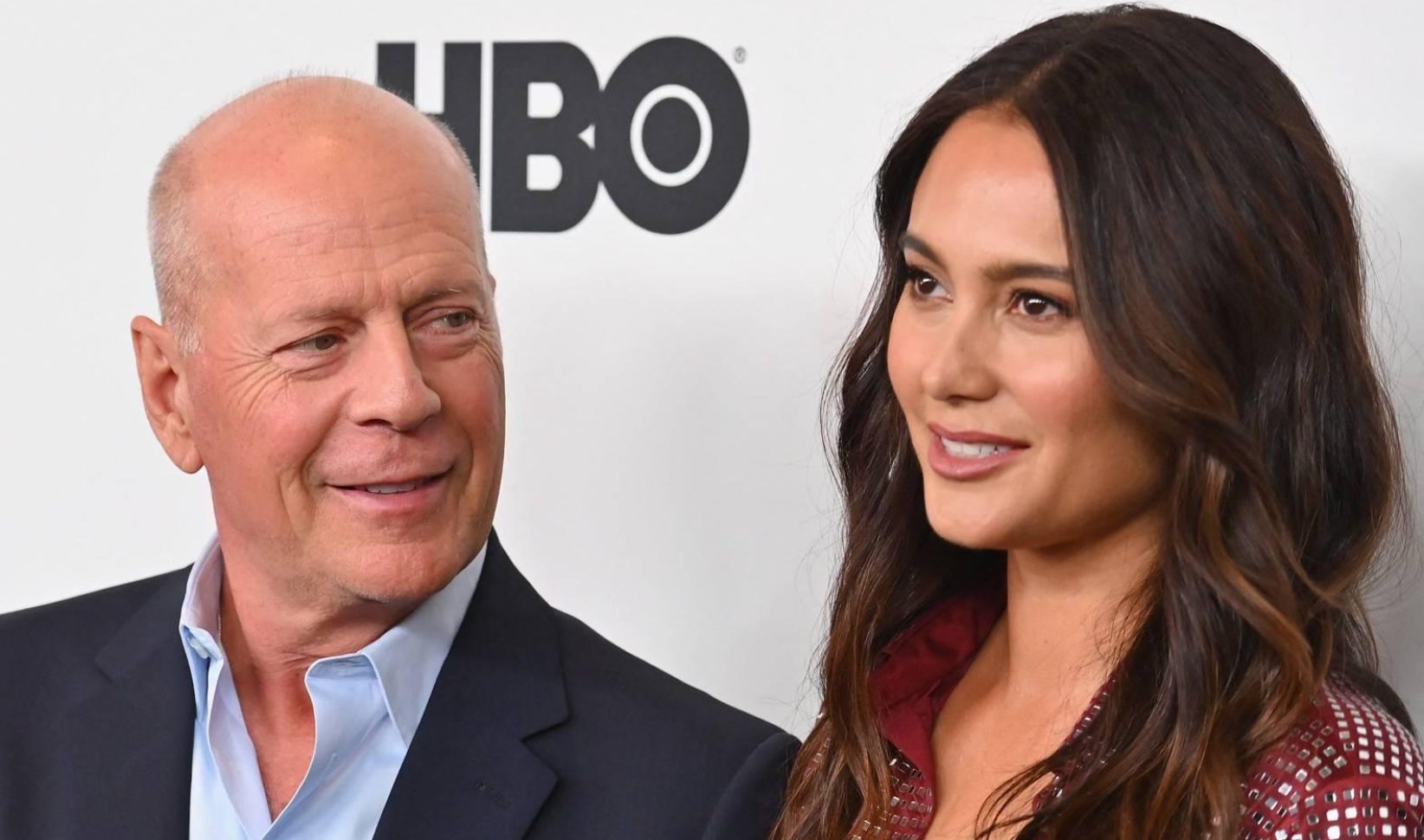 Vrouw Bruce Willis klaar met nare reacties op woonsituatie: 'Als je deze ervaring niet hebt, heb je geen recht van spreken'