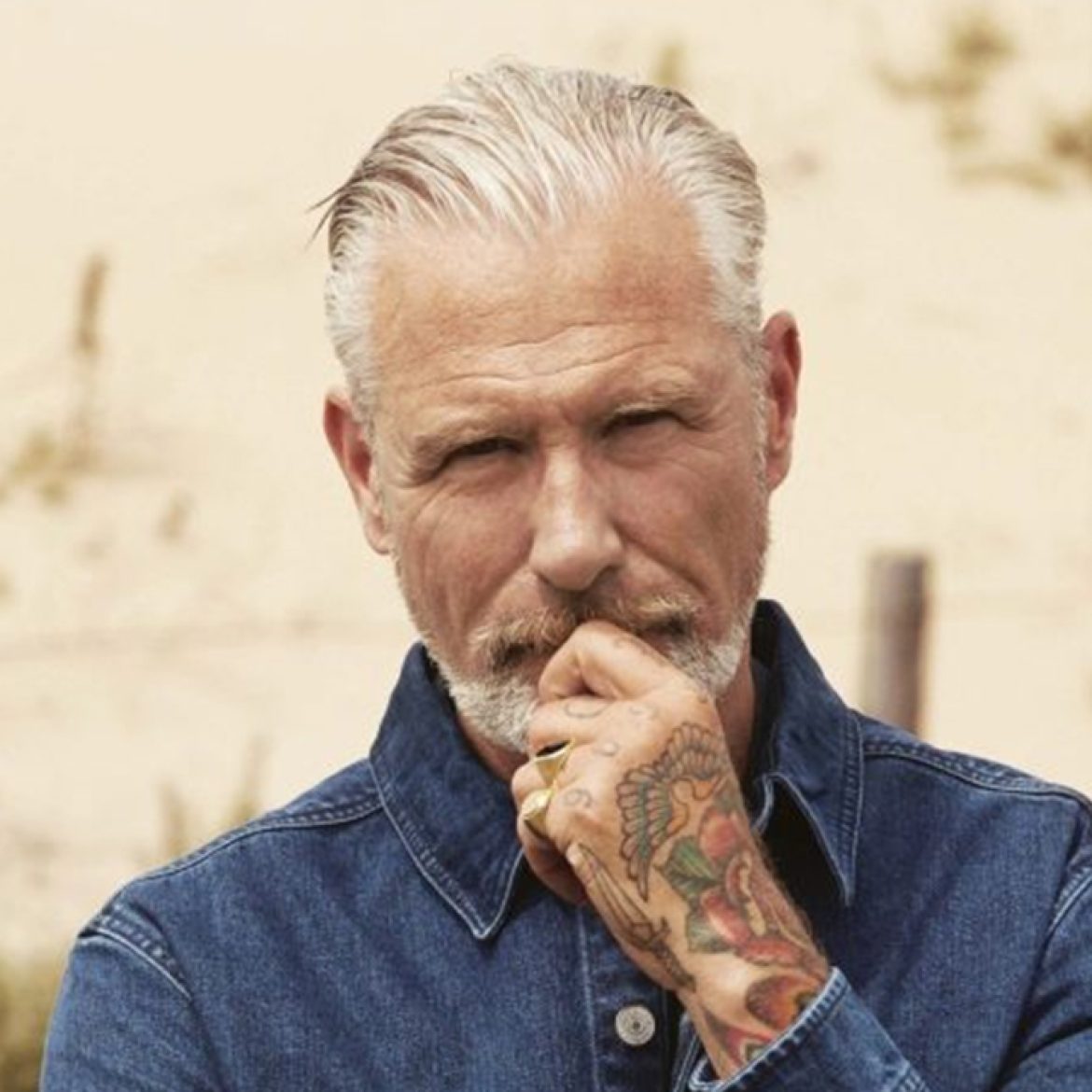 nieuwe columnist LINDA. Eric Corton