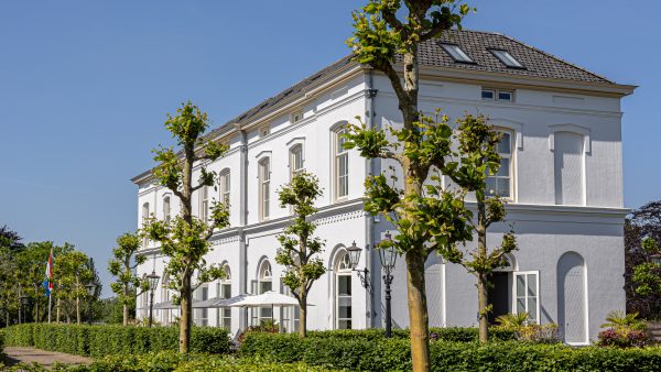 LINDA.hotelzondag - Boutique Hotel De Witte Dame