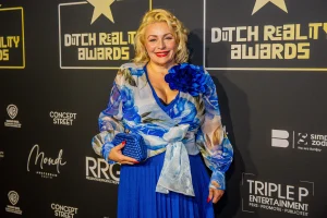 Thumbnail voor 'B&B'-Malgosia laat details los over nieuwe vlam: 'Toevallig Alberts buurman'