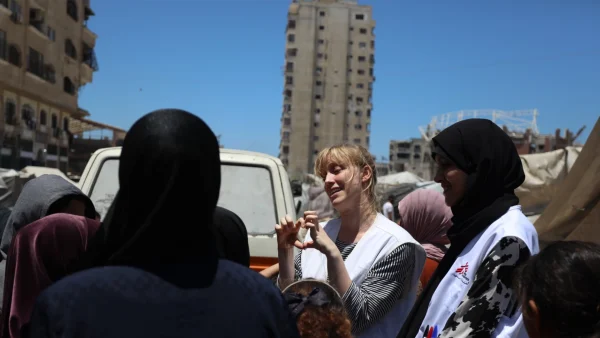 Caroline (39) werkte twee maanden in Gaza-stad: 'De verwoesting is overal, maar solidariteit óók'
