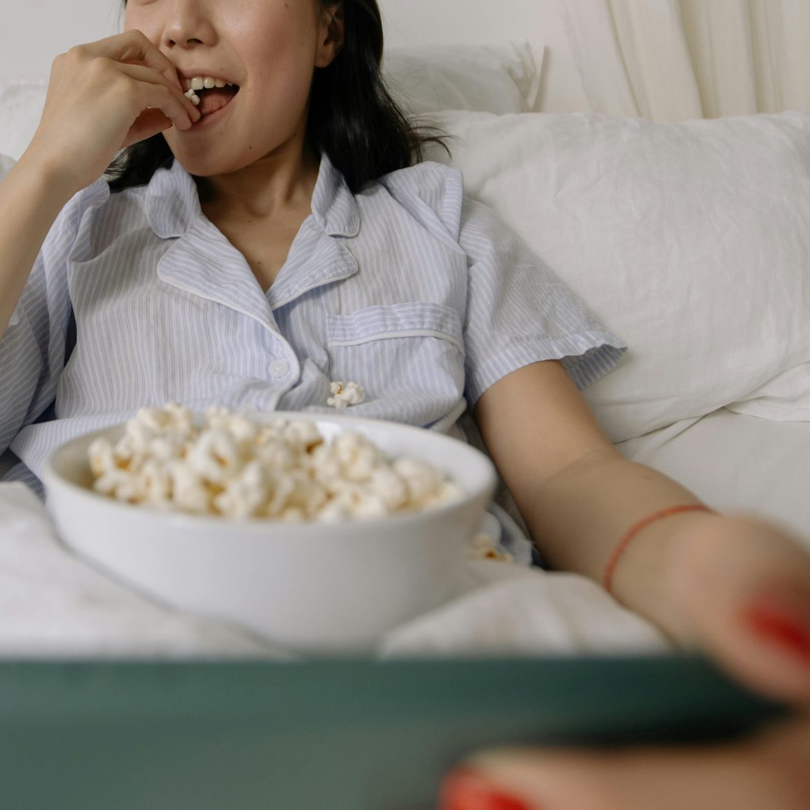 luteale fase, cyclus, hormonen, snacks, cravings, vrouw