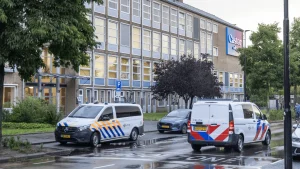 Thumbnail voor Angst voor geweld: alle middelbare scholen in Beverwijk en Heemskerk gesloten