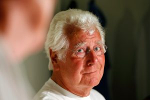 Thumbnail voor Zanger en acteur Gerard Cox (85) overleden aan gevolgen van slokdarmkanker