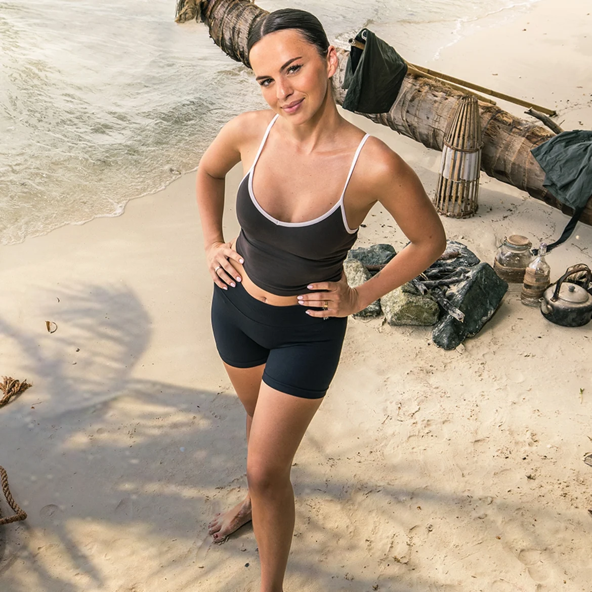 Demi de Boer verlaat met tranen in haar ogen 'Expeditie Robinson': 'Ik was een soort bondscoach'