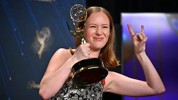 Dit zijn de winnaars van de Emmy Awards en híer kun je deze prijswinnende series bekijken