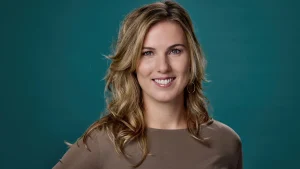 Thumbnail voor Kelly de Vries over haar rol als directeur Peter R. de Vries Foundation: 'Soms is één blik al genoeg'
