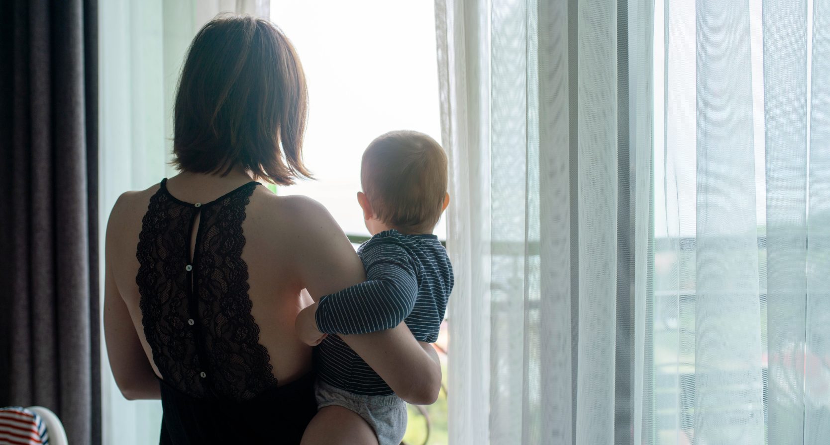 Kathelijne (48): 'Ik zette mijn zoon op de wereld met naast me een man die mij overduidelijk niet meer wilde'