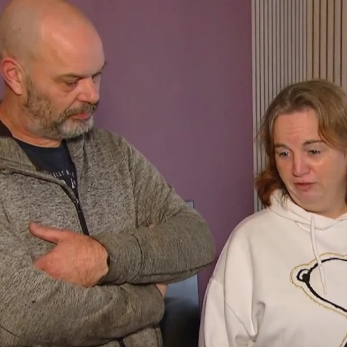 In Help mijn man is klusser treft John weer Sirgrid die het klus gedrag van haar man niet meer trekt: "Ik zit in een burnout maar thuis kom ik ook niet tot rust." Het huis is vies en nog lang niet af. Maar naast het klussen hangt ook het huwelijk aan een zijden draadje.