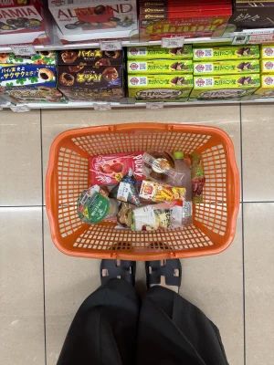 Thumbnail voor Boodschappen, pakketjes en matcha to go: waarom ook jij een 'errand friend' nodig hebt