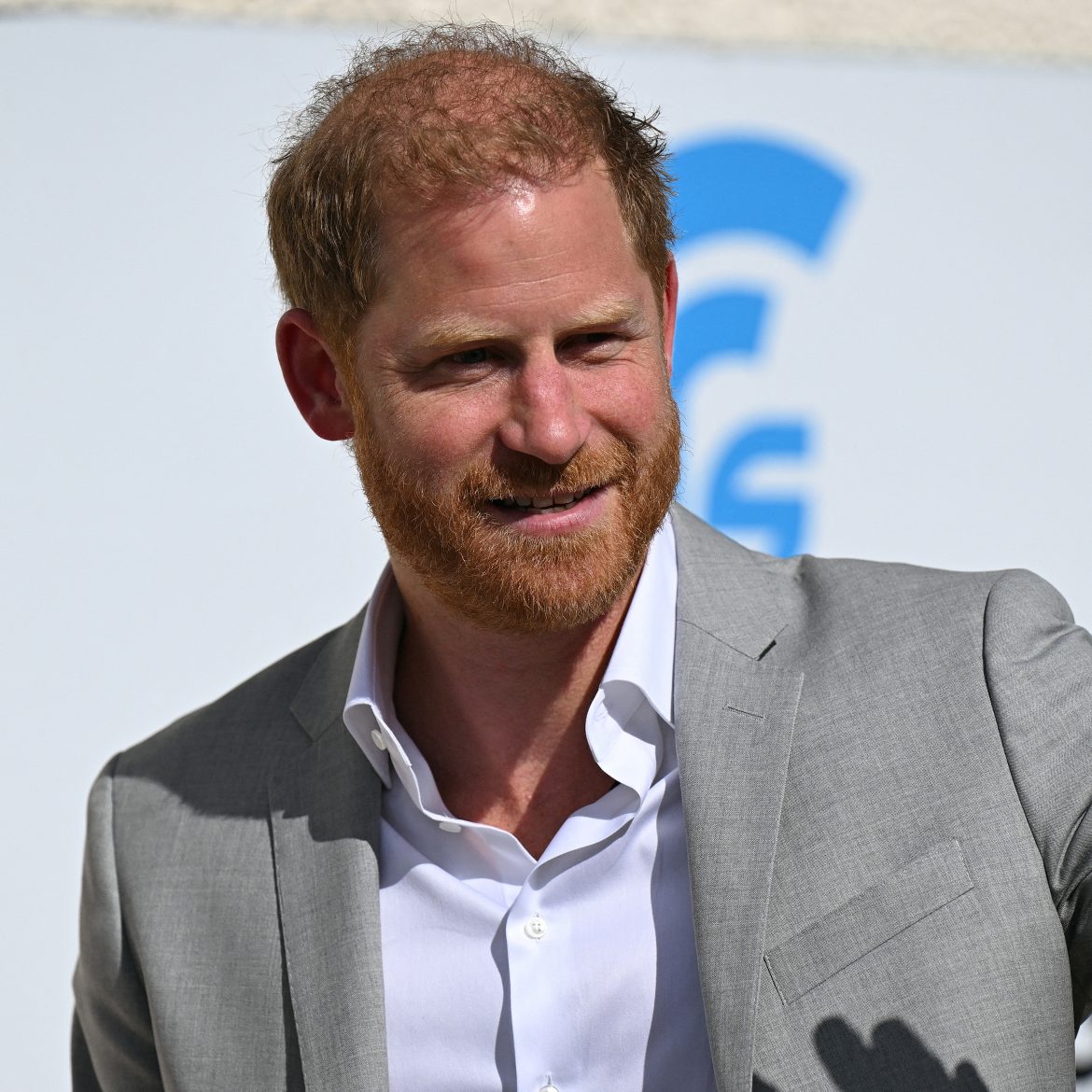 Emotioneel bezoek: Harry en Charles eindelijk weer samen