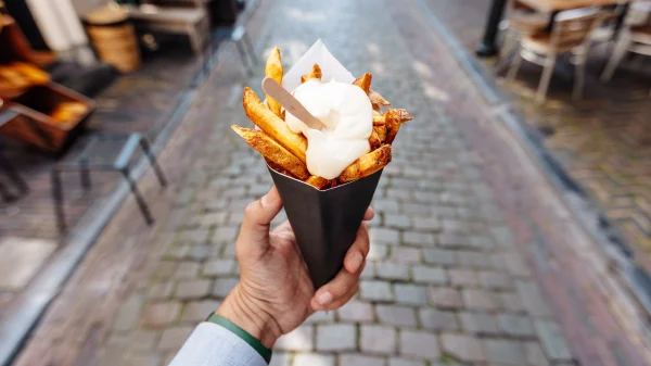Beste frietbakker, illustratief beeld van een frietzak