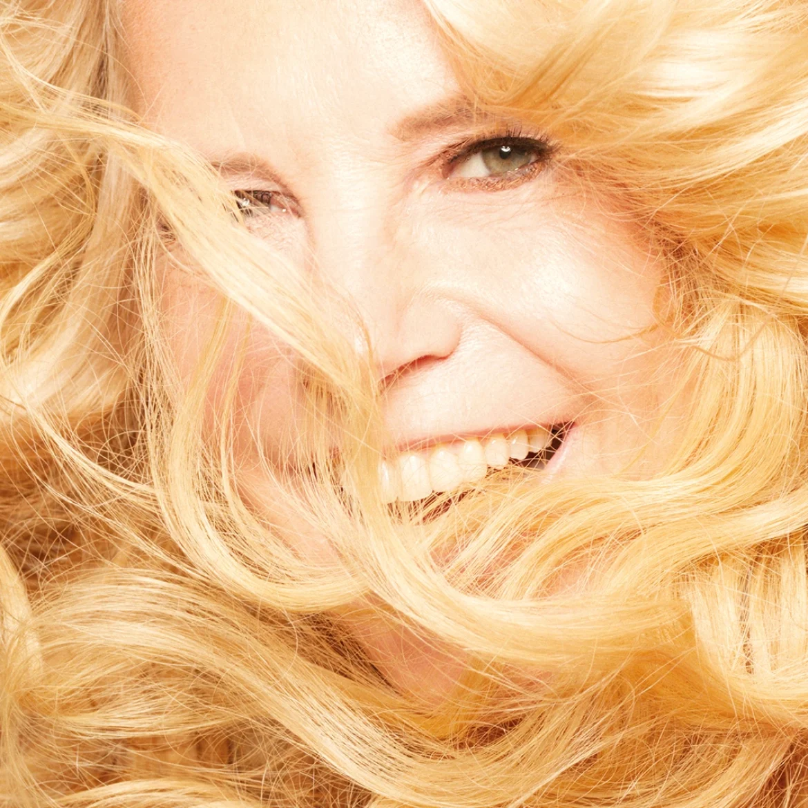 Linda over lichaamshaar: 'Laseren? Straks is 'glad' weer uit en zit je als enige met een kale kano'