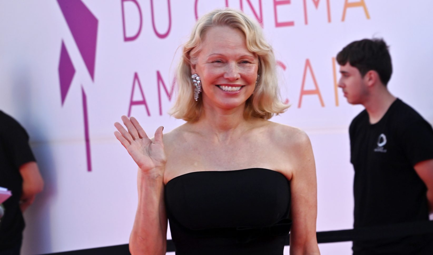 Pamela Anderson met haar nieuwe kapsel