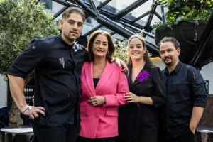 Thumbnail voor Jimmie en Isabelle over vader Jonnie Boer: 'Het blijft onwerkelijk. Maar we voelen hem nog steeds'