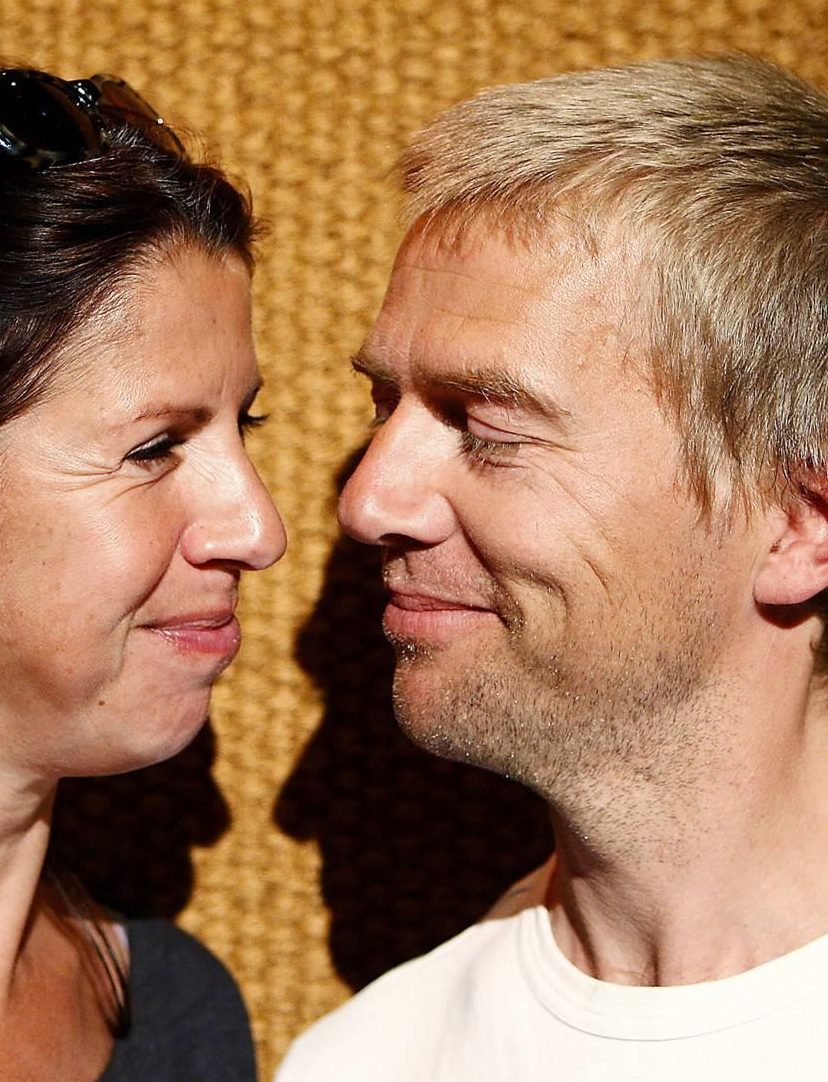 Isa Hoes staat stil bij verlies Antonie Kamerling: 'Nog steeds geliefd, nog steeds gemist'